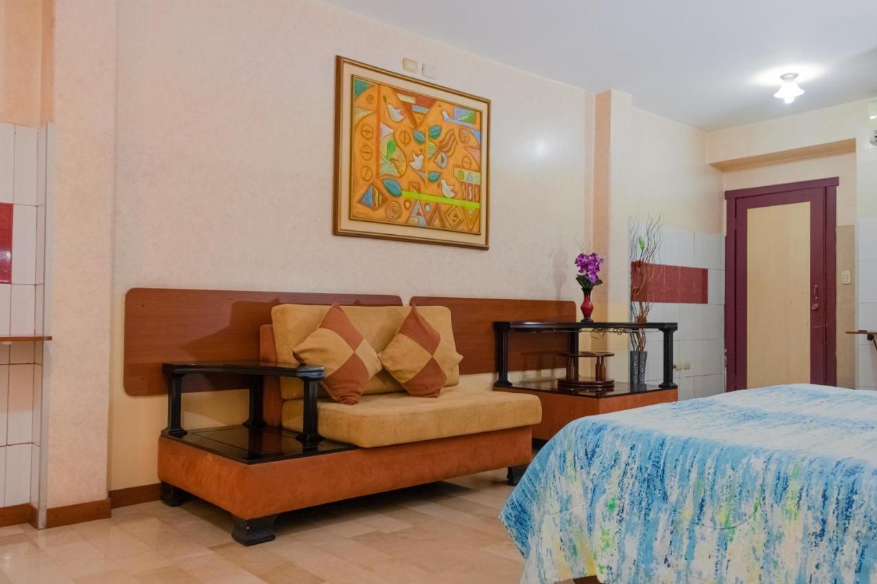Hotel Livingston Inn Гуаякиль Экстерьер фото