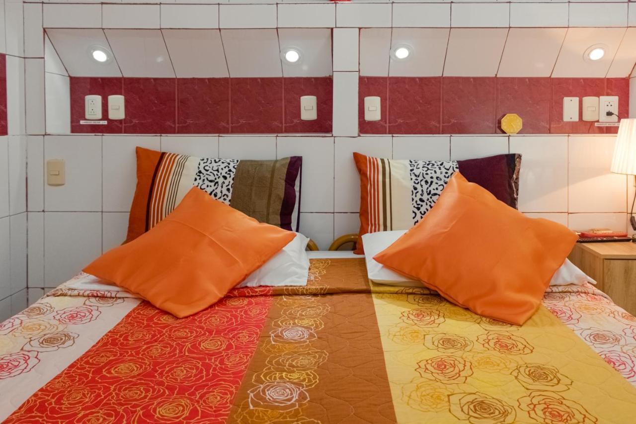 Hotel Livingston Inn Гуаякиль Экстерьер фото